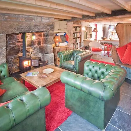 Tresillian, Stunning Spacious By Sea-views Large Gardens *
